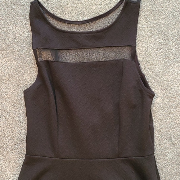 Dress - Picture 2 of 4